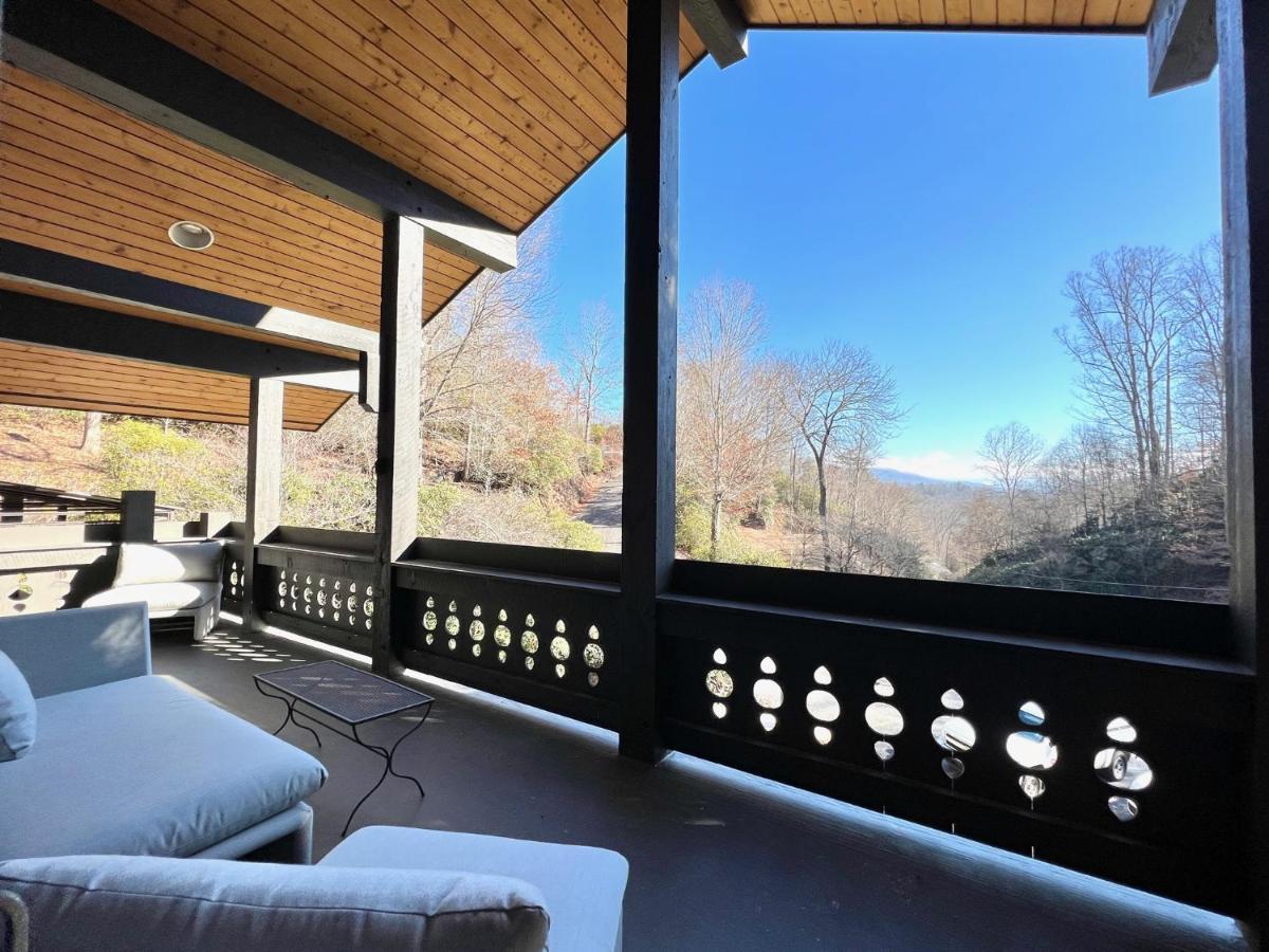 Outland Chalet & Suites Great Smoky Mountains Whittier Szoba fotó